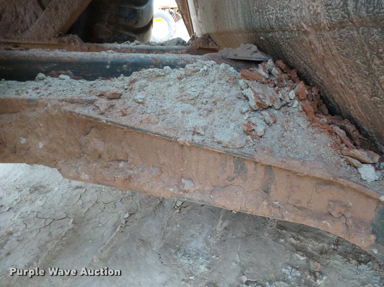 image for item DB4680 1984 Caterpillar 621B conventional scraper