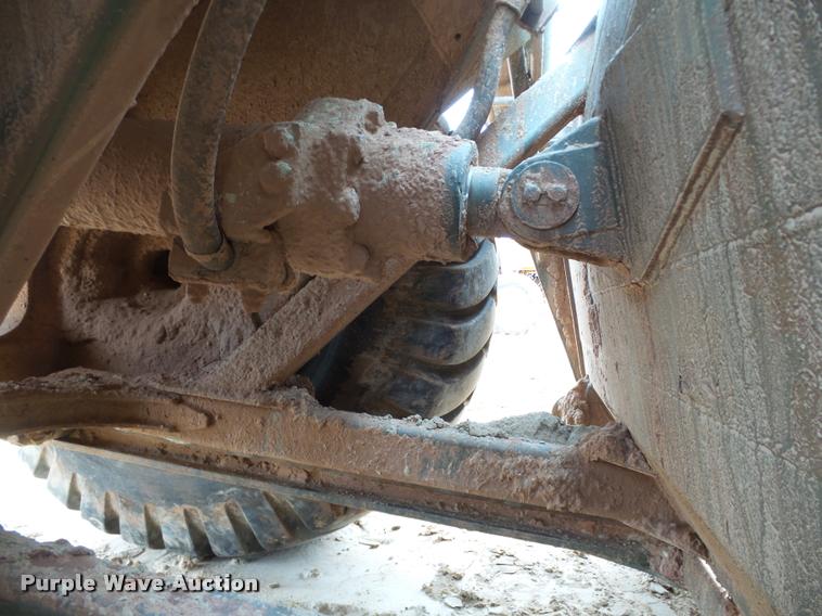 image for item DB4680 1984 Caterpillar 621B conventional scraper