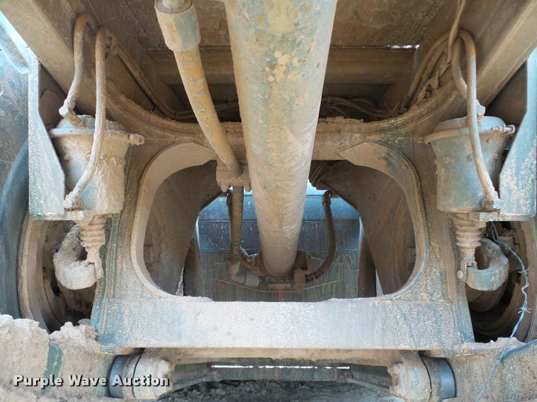 image for item DB4680 1984 Caterpillar 621B conventional scraper