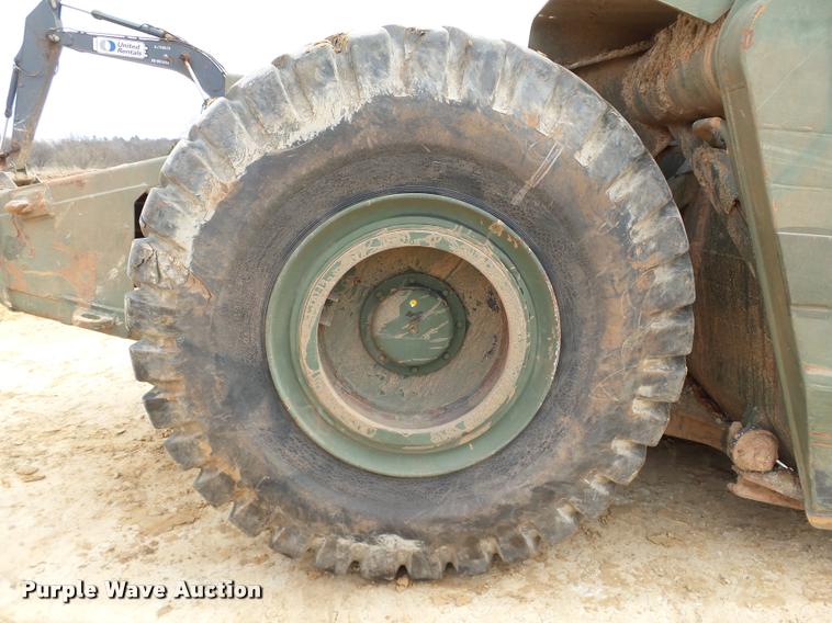 image for item DB4680 1984 Caterpillar 621B conventional scraper