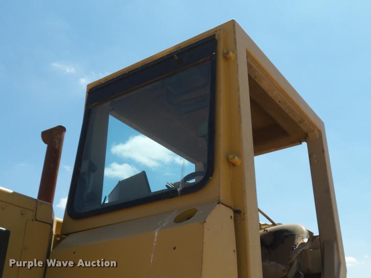 image for item DB4681 1997 Caterpillar 621F conventional scraper