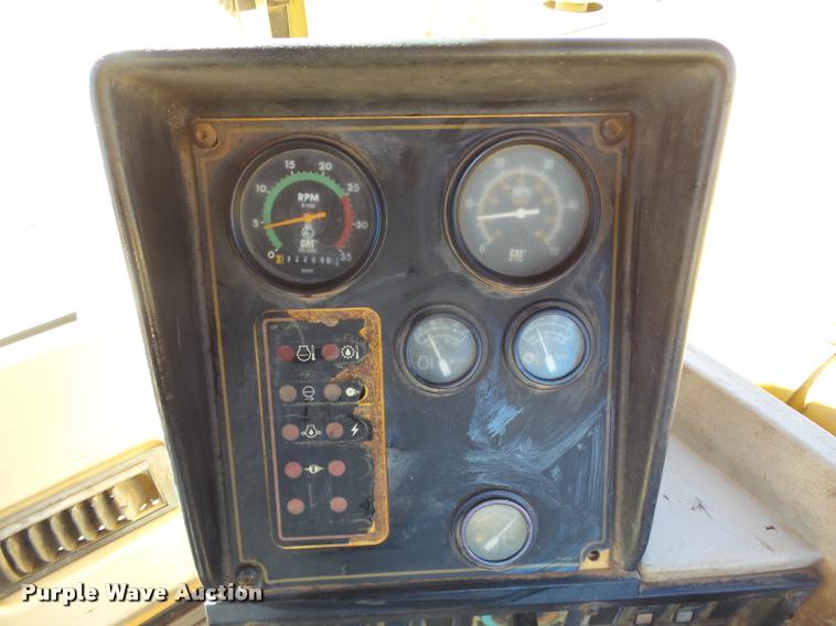 image for item DB4681 1997 Caterpillar 621F conventional scraper