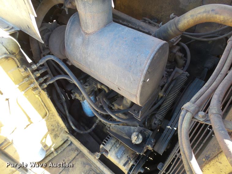 image for item DB4681 1997 Caterpillar 621F conventional scraper