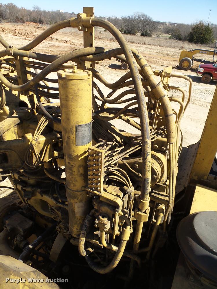 image for item DB4681 1997 Caterpillar 621F conventional scraper