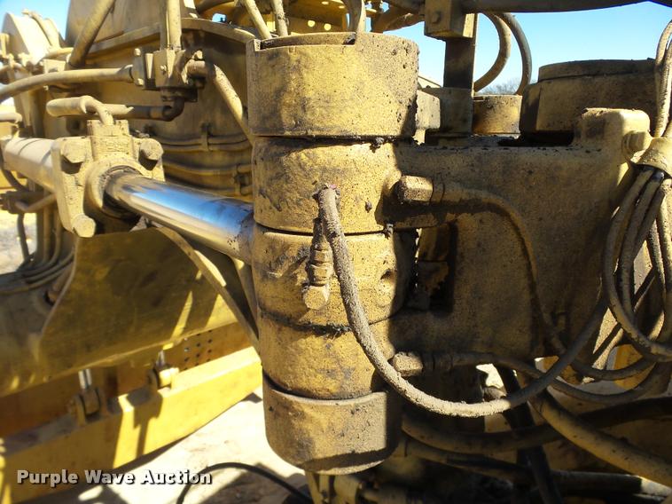 image for item DB4681 1997 Caterpillar 621F conventional scraper