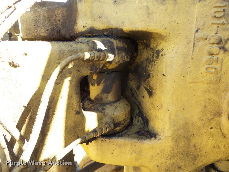 image for item DB4681 1997 Caterpillar 621F conventional scraper