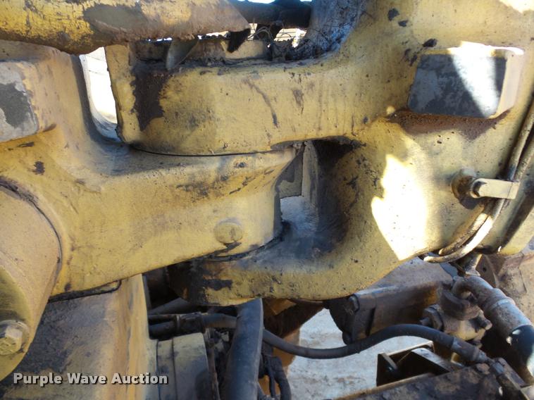 image for item DB4681 1997 Caterpillar 621F conventional scraper