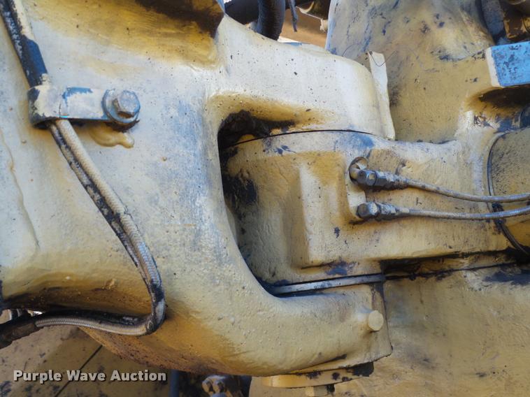 image for item DB4681 1997 Caterpillar 621F conventional scraper