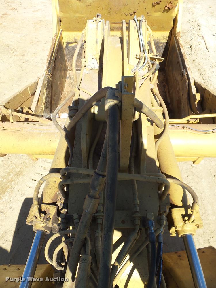 image for item DB4681 1997 Caterpillar 621F conventional scraper