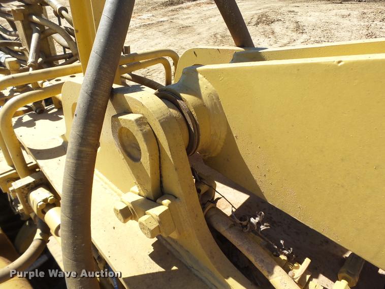 image for item DB4681 1997 Caterpillar 621F conventional scraper