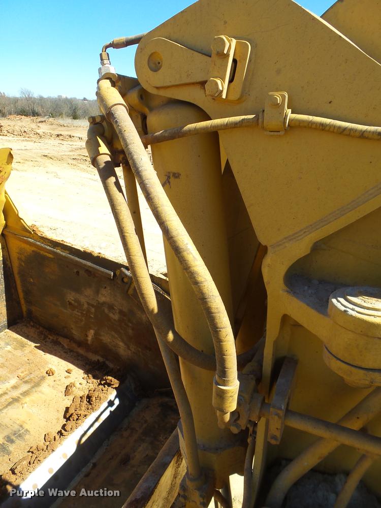 image for item DB4681 1997 Caterpillar 621F conventional scraper