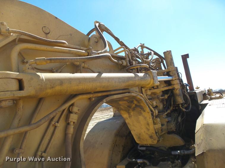 image for item DB4681 1997 Caterpillar 621F conventional scraper