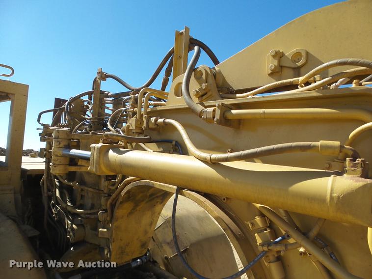 image for item DB4681 1997 Caterpillar 621F conventional scraper