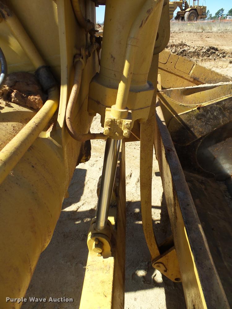 image for item DB4681 1997 Caterpillar 621F conventional scraper