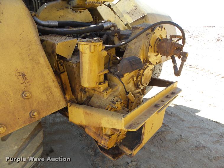 image for item DB4681 1997 Caterpillar 621F conventional scraper