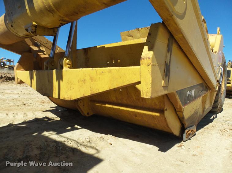 image for item DB4681 1997 Caterpillar 621F conventional scraper