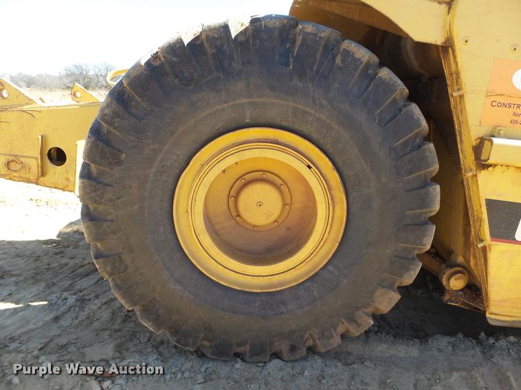 image for item DB4681 1997 Caterpillar 621F conventional scraper