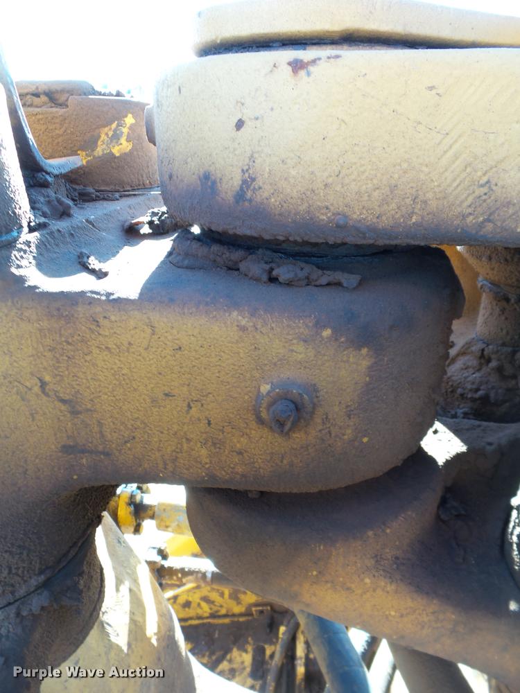 image for item DB4683 1984 Caterpillar 615 elevating scraper