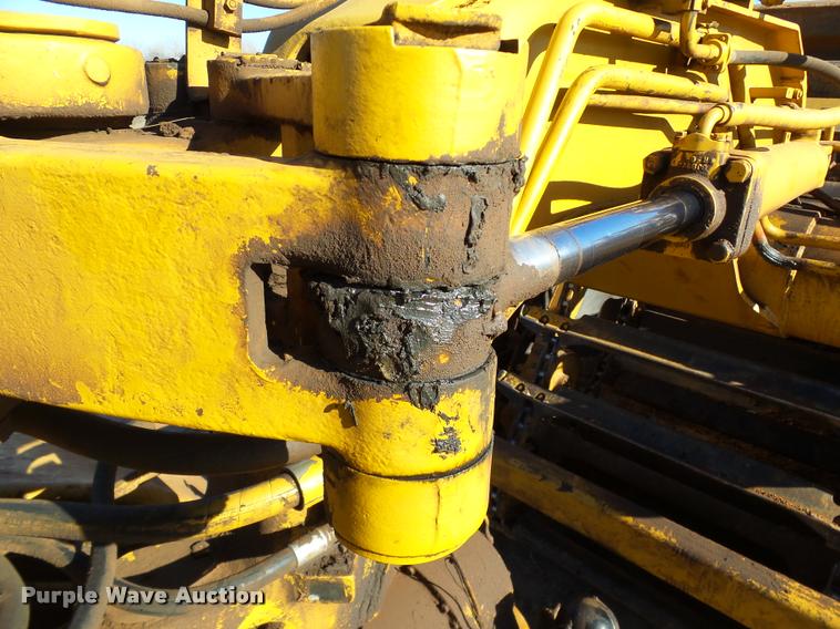 image for item DB4683 1984 Caterpillar 615 elevating scraper