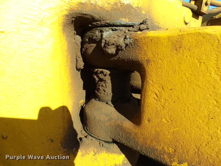 image for item DB4683 1984 Caterpillar 615 elevating scraper