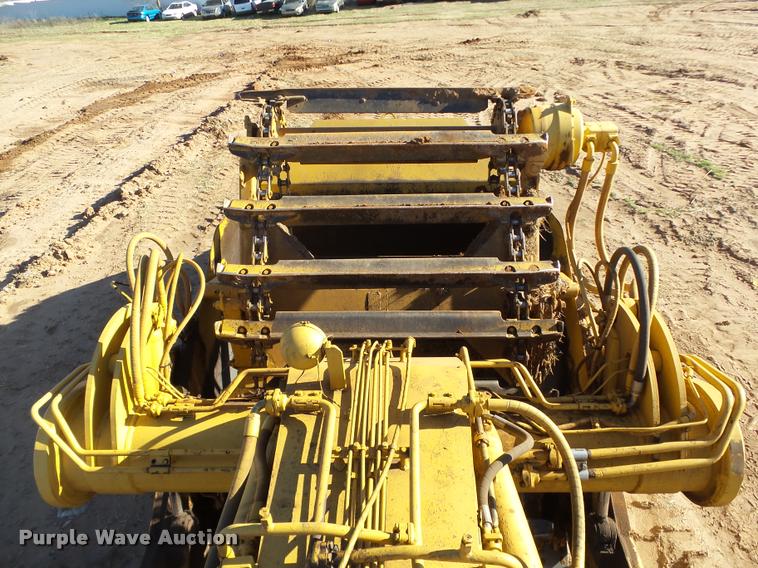 image for item DB4683 1984 Caterpillar 615 elevating scraper