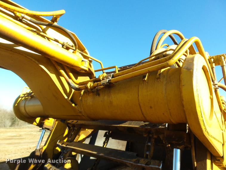 image for item DB4683 1984 Caterpillar 615 elevating scraper