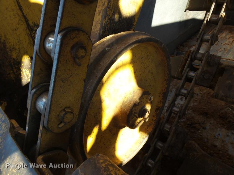 image for item DB4683 1984 Caterpillar 615 elevating scraper