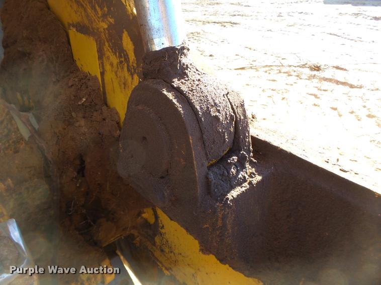 image for item DB4683 1984 Caterpillar 615 elevating scraper