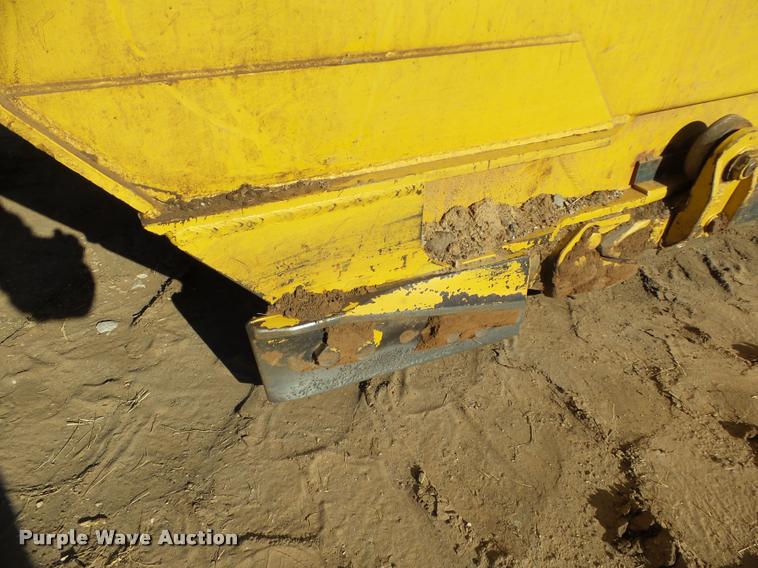 image for item DB4683 1984 Caterpillar 615 elevating scraper