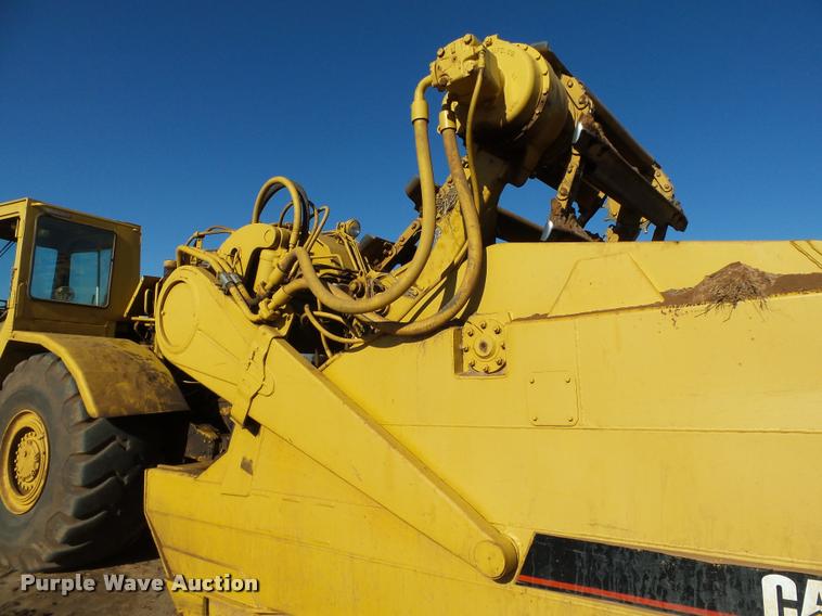 image for item DB4683 1984 Caterpillar 615 elevating scraper