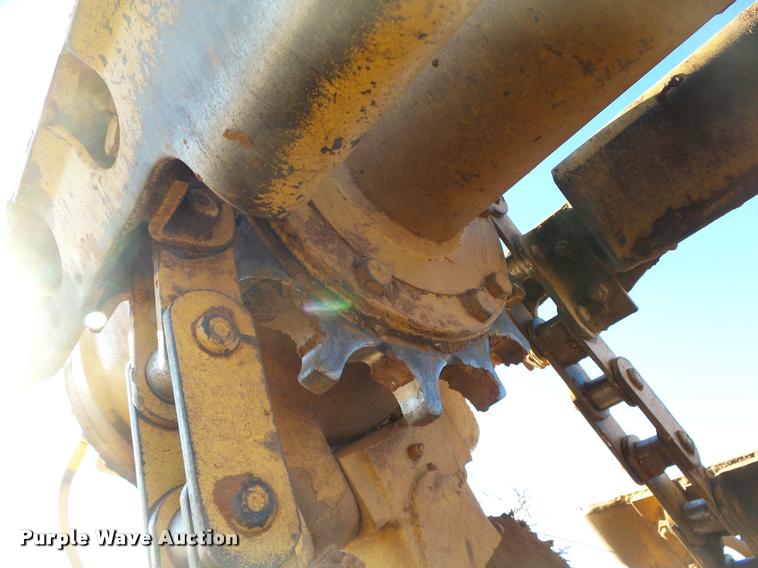 image for item DB4683 1984 Caterpillar 615 elevating scraper