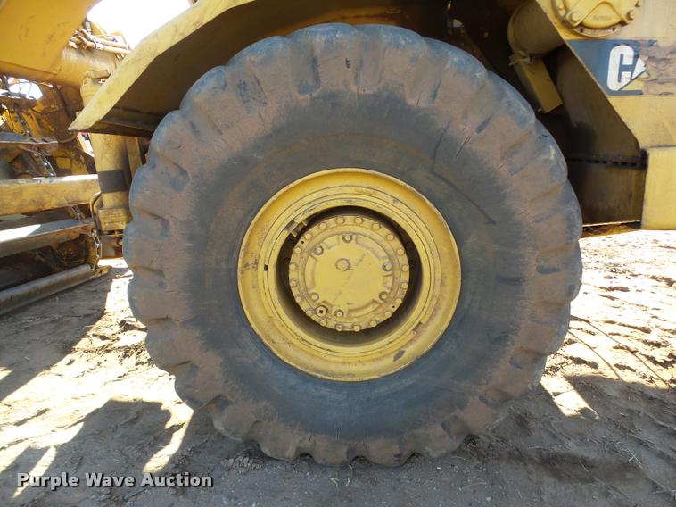 image for item DB4683 1984 Caterpillar 615 elevating scraper