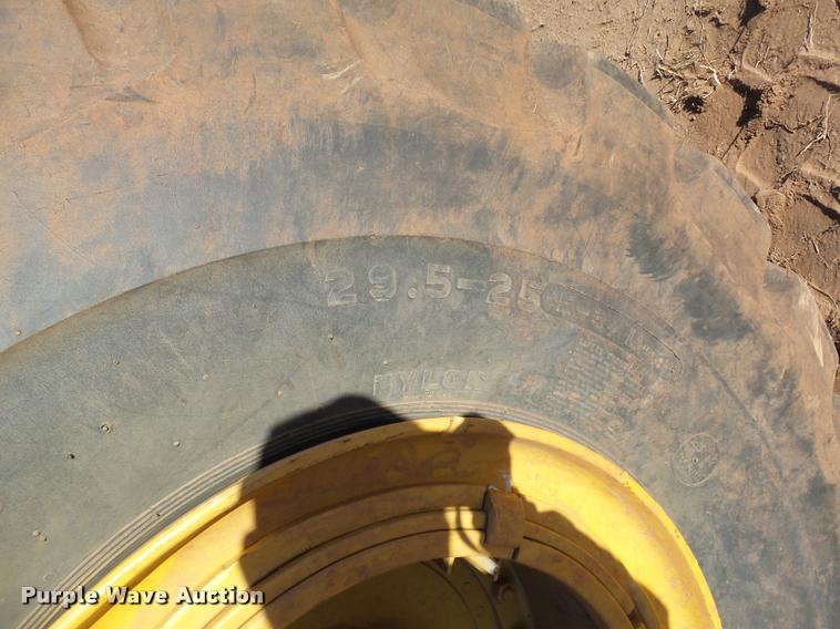 image for item DB4683 1984 Caterpillar 615 elevating scraper