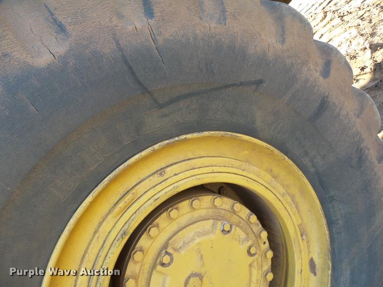 image for item DB4683 1984 Caterpillar 615 elevating scraper