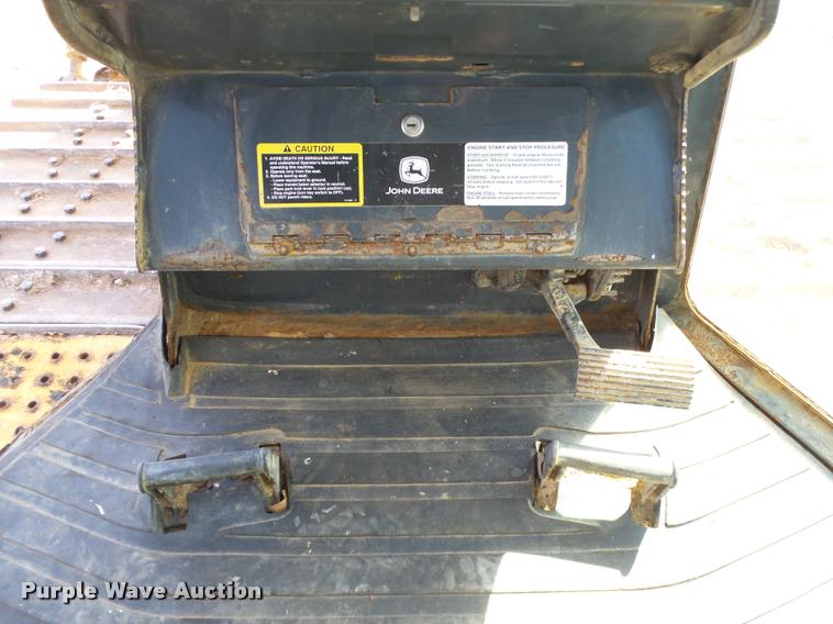 image for item DB4687 2008 John Deere 850J LGP dozer