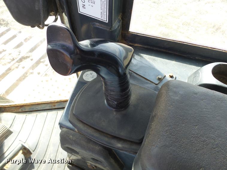 image for item DB4687 2008 John Deere 850J LGP dozer