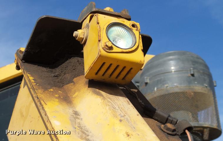 image for item DB4687 2008 John Deere 850J LGP dozer