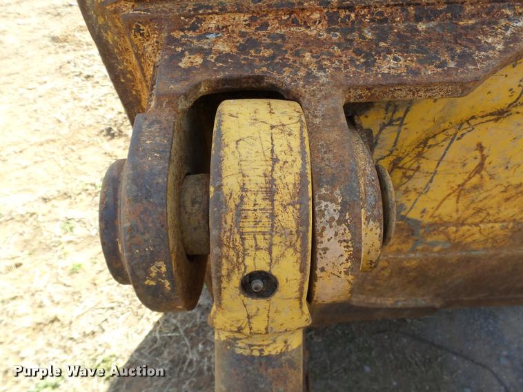 image for item DB4687 2008 John Deere 850J LGP dozer