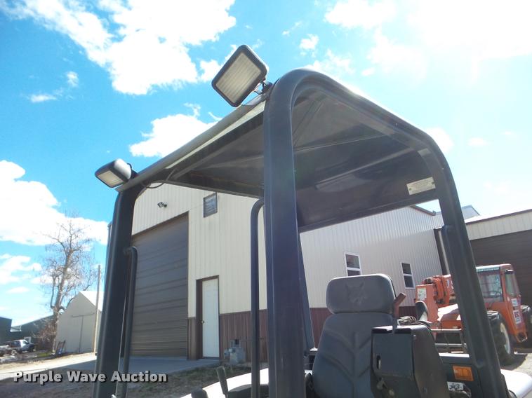 image for item DB5016 1997 Bobcat X331 compact excavator