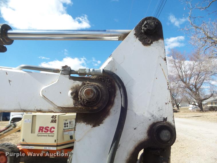 image for item DB5016 1997 Bobcat X331 compact excavator