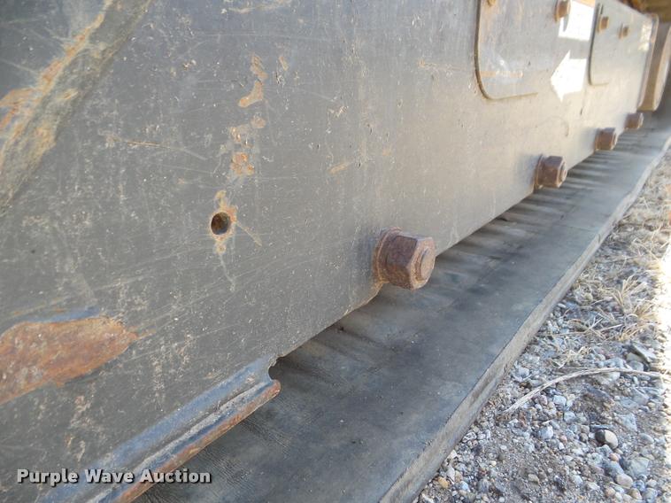 image for item DB5016 1997 Bobcat X331 compact excavator