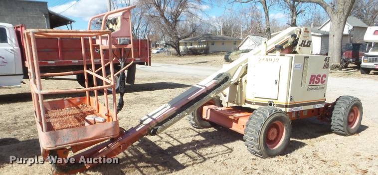 image for item DB5017 1998 JLG 45HA boom lift