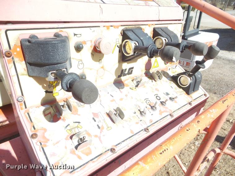 image for item DB5017 1998 JLG 45HA boom lift
