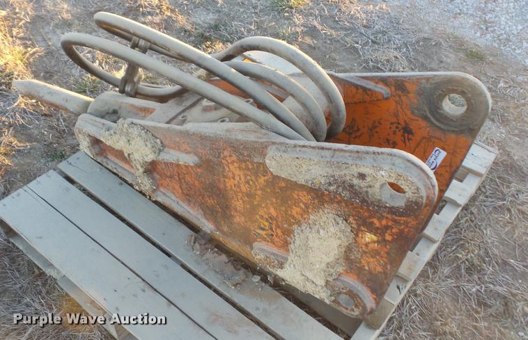 image for item DC9126 Stanley MB550 breaker