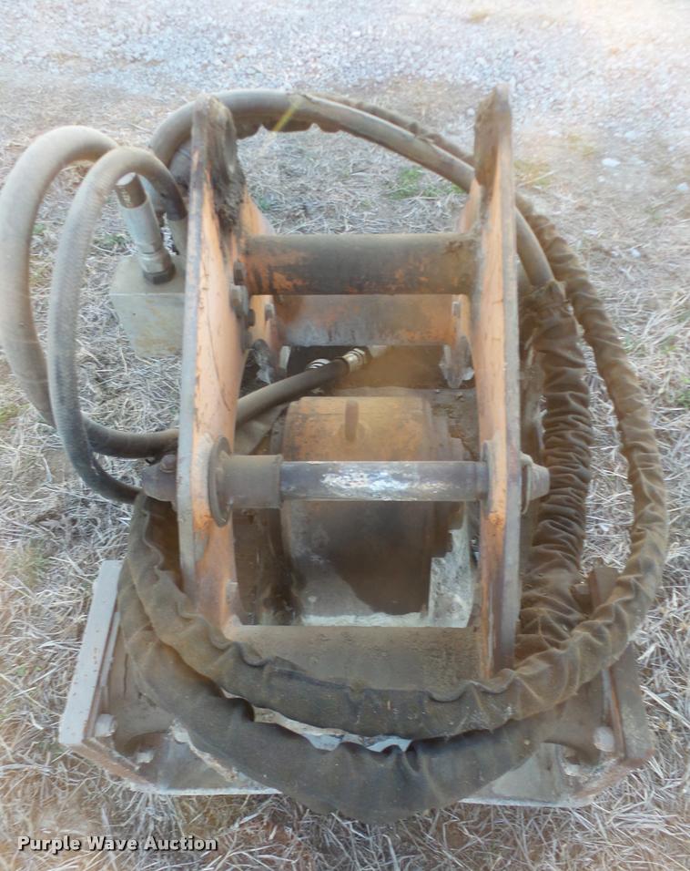 image for item DC9127 Stanley HS6019 vibratory plate compactor