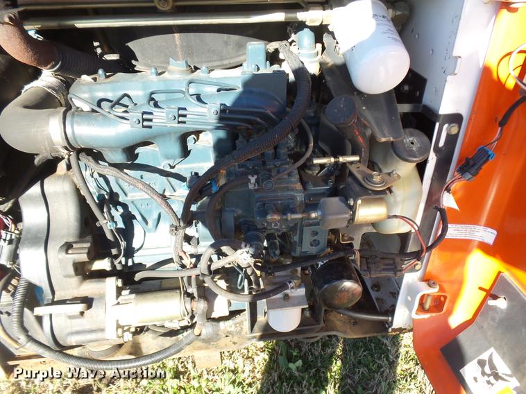 image for item DE9526 2002 Bobcat 753C skid steer