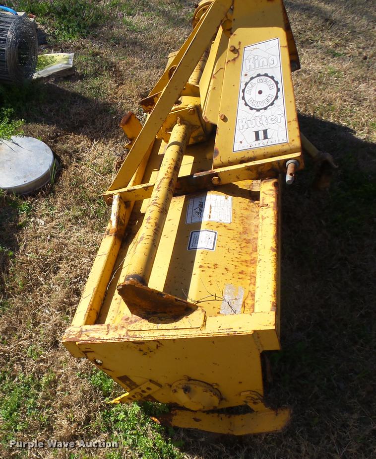 image for item DE9528 King Kutter II tiller
