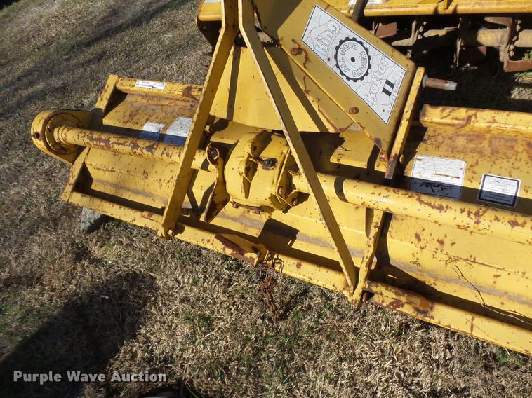 image for item DE9528 King Kutter II tiller