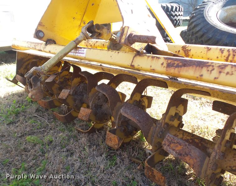 image for item DE9528 King Kutter II tiller