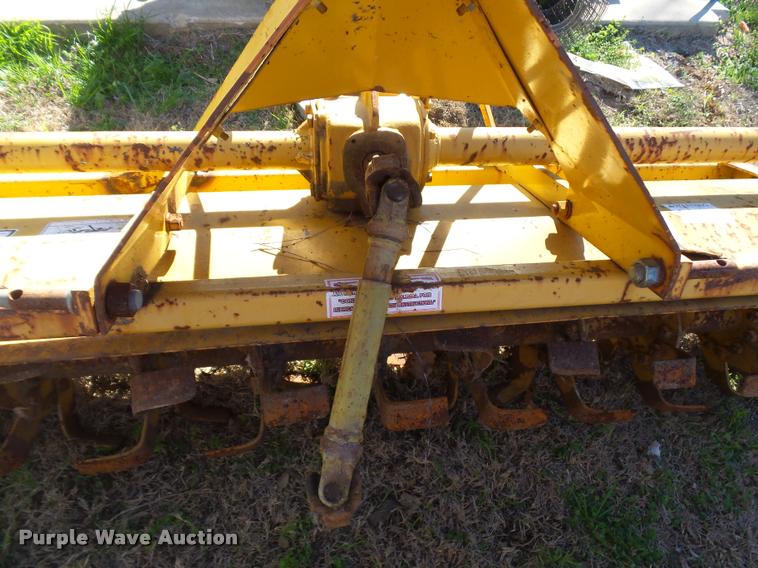 image for item DE9528 King Kutter II tiller